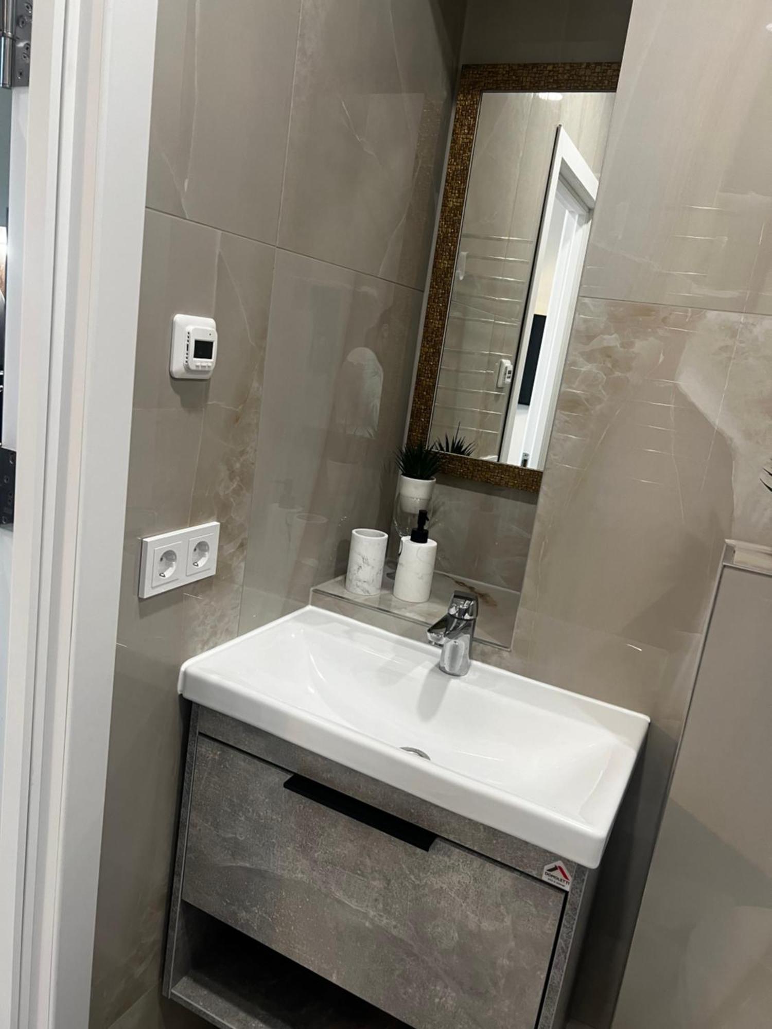 Chic Residence Apartament 1 Шяуляй Екстер'єр фото